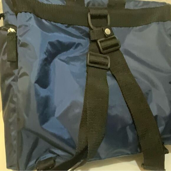 Uptown Convertible Diaper Bag Kit - Picture 4 of 6